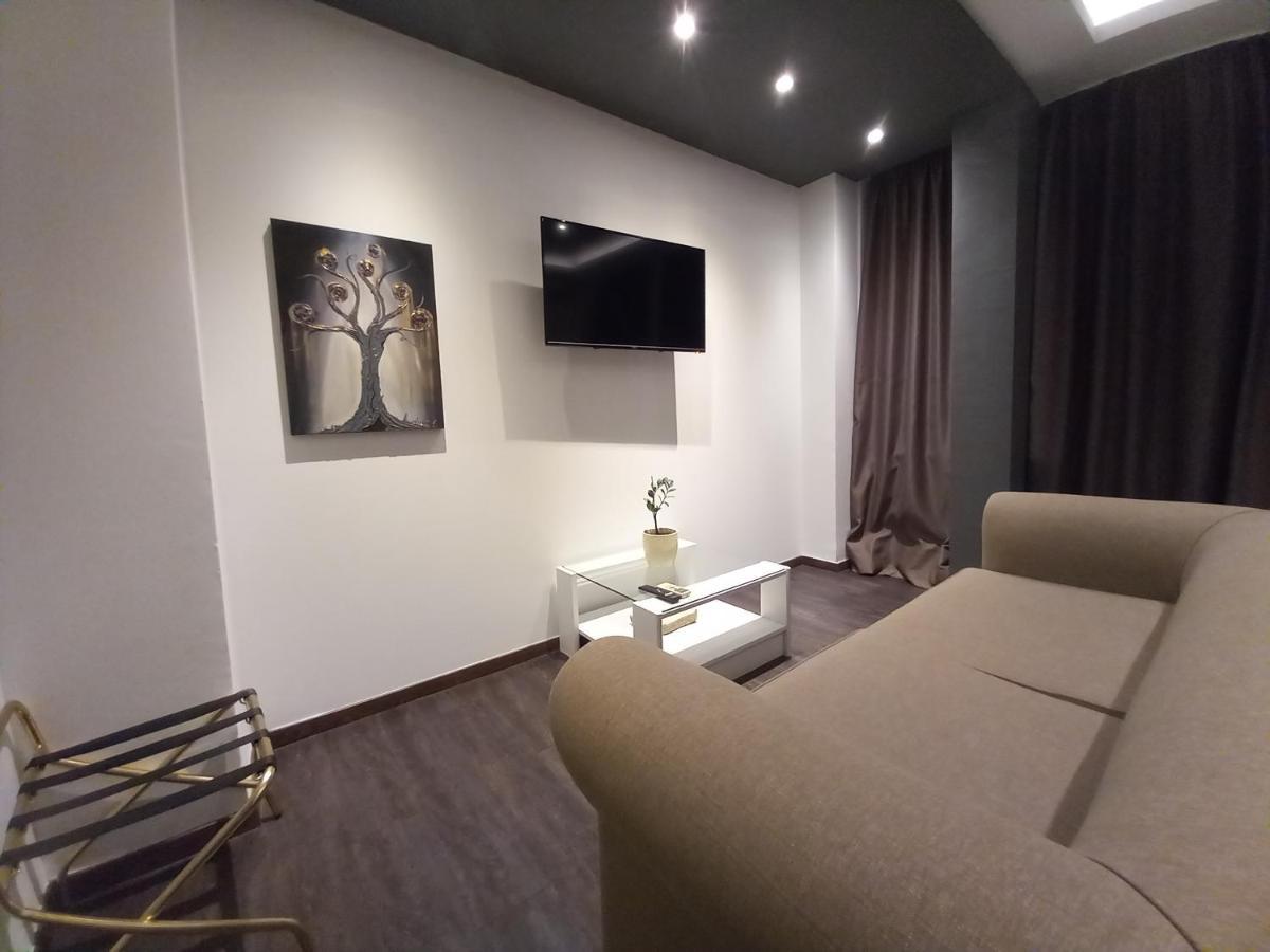 Filippos Downtown - 2Br Lux Apartment - Tsimiski Ladadika - Explore Center By Foot - Close To Aristotelous Square Thessaloníki Eksteriør bilde